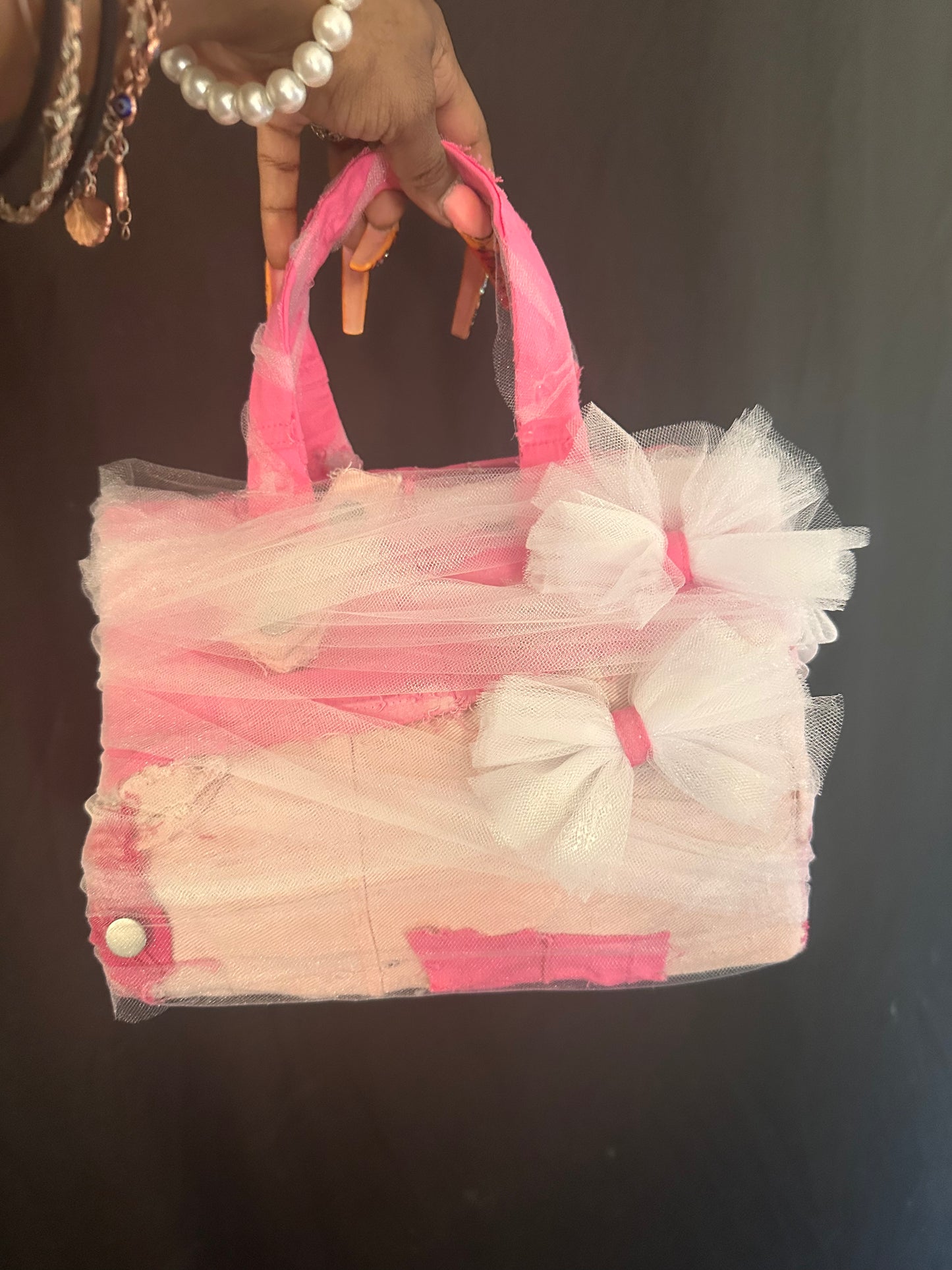 Pink and white with bows